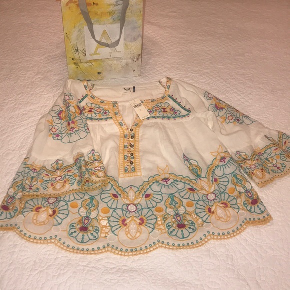Anthropologie Tops - Akemi + kin Anthropologie embroidered sz 2 $148